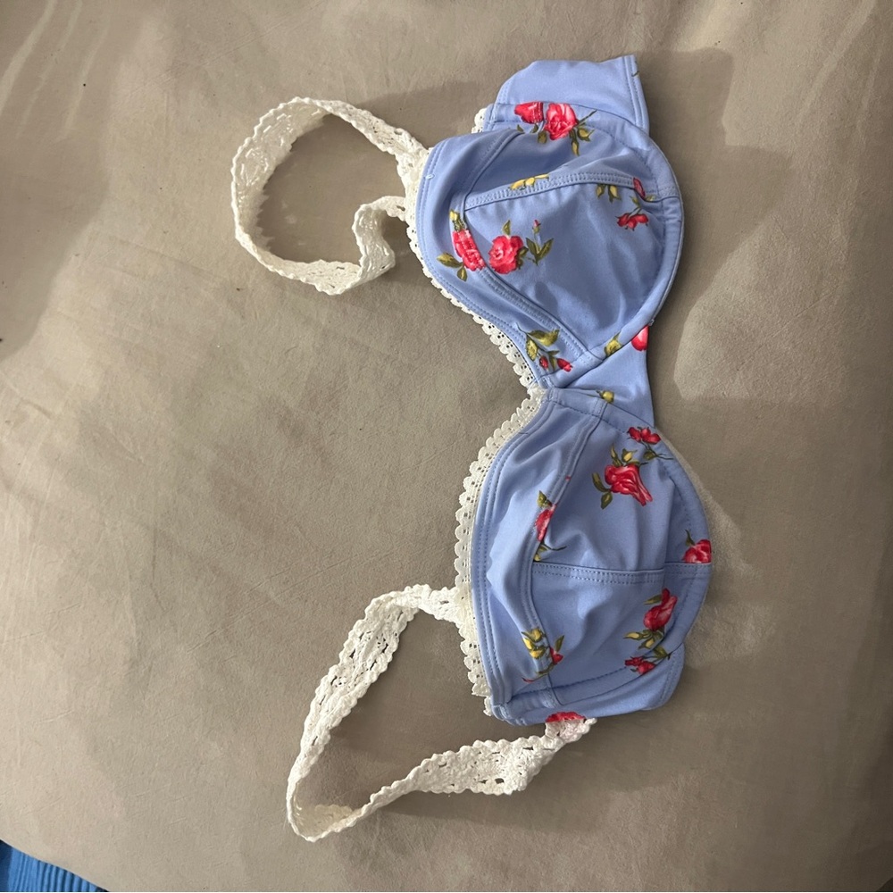 Blue Floral Lace-Trim Bikini top